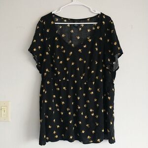 Torrid Blouse Top Tunic 3 XL Black Floral Crochet Babydol Button Short Sleeve